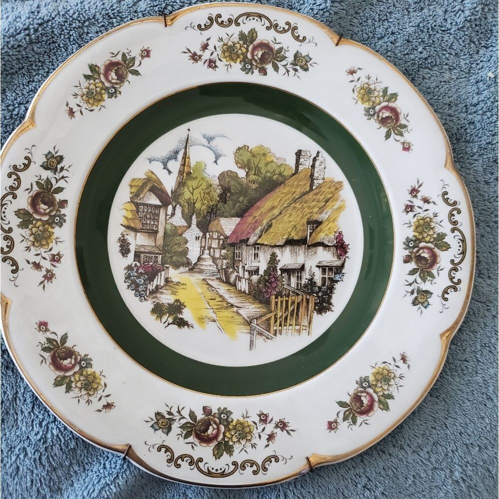 #2 Ascot Service Plate by Wood & Sons